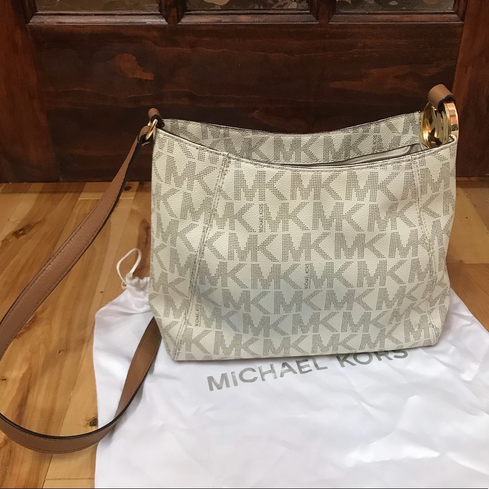 Michael Kors Vanilla Signature Print Crossbody